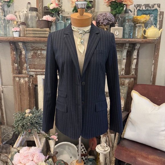 GAP STRIPED NAVY WOOL BLAZER | Lightweight Blended | Tailored | Pinstripe Jacket - Picture 7 of 14